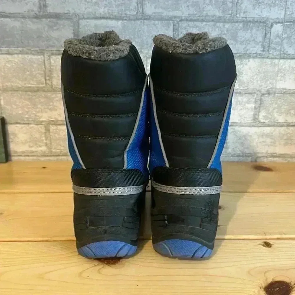 Big Kid Kamik Luke 2 Winter Boots, Size 4, Blue/Black